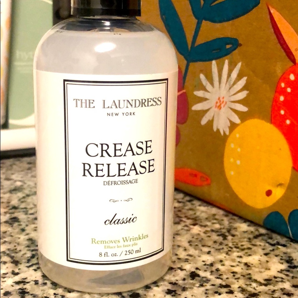 ⭐️NWT⭐️ The Laundress New York crease release
